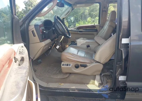 2005 Ford F-250 Lariat/Xl/Xlt z USA, uszkodzony, nr VIN 1FTSW21P35EA63103